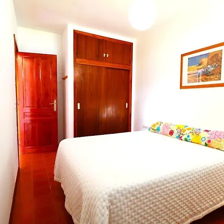 Achimencey In Apartment Bajamar (La Laguna)