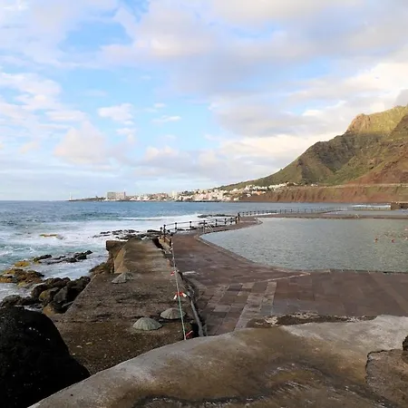 Achimencey In * Bajamar (La Laguna)